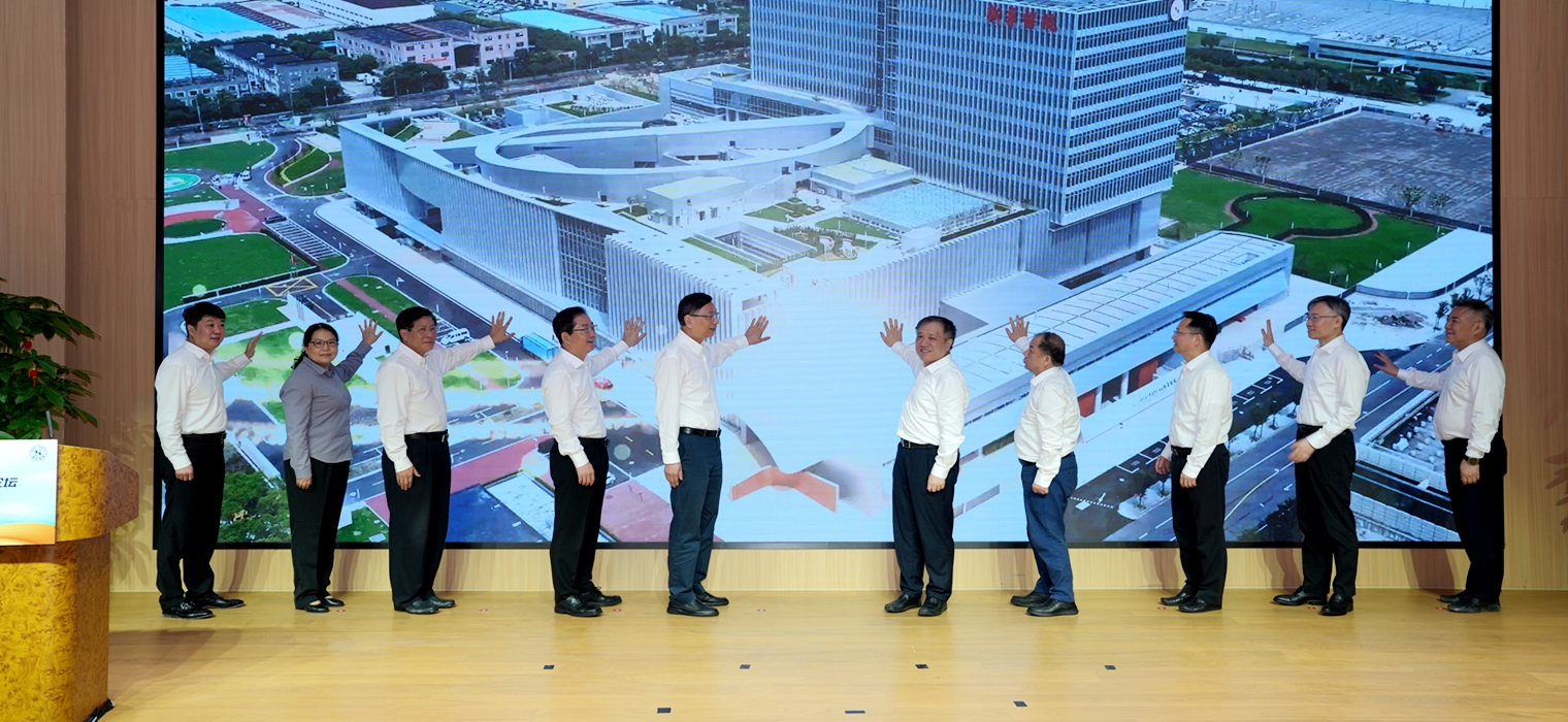 服务“五大新城”，助力“健康上海”，附属新华医院奉贤院区正式启用