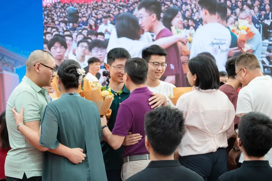 连载15年！这部微电影，为何让一代代新交大人泪洒现场？